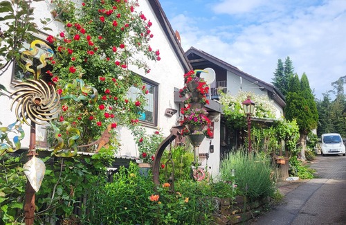 Oberlengenhardt Apartment | Room 'Dreibettzimmer' with Wi-Fi