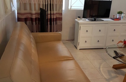 Port Louis House | Room for rent in a house with a quiet corner surroundings