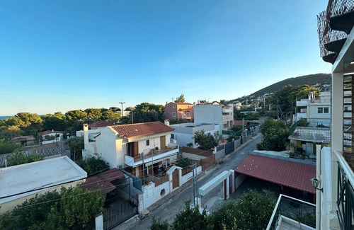 Spata-Artemida Apartment | Room 'Ground Floor Bedroom 2' with Shared Terrace, Wi-Fi and Air Conditioning