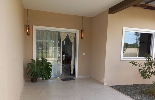Ubatuba House | Room in a family home on the beach route, in a great location