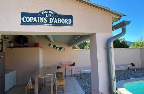 Malaucene Apartment | Room in a Villa at the Foot of Ventoux