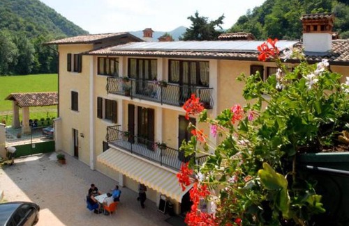 Sabbio Chiese Other | Room in Agriturismo Rocca Dei Marchesi