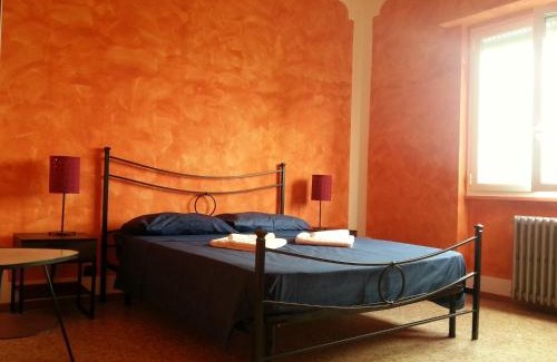 Rho House | Room in BB - B b Oasis Passion Fiera - Triple room with Wifi and Ac
