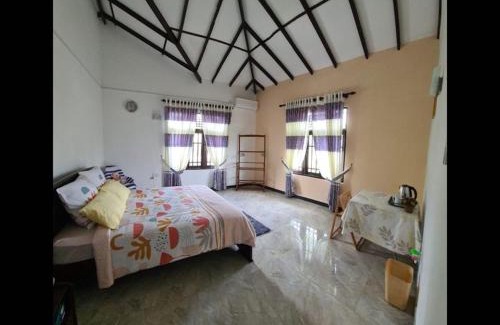 Uswetakeiyawa House | Room in BB - Ja-Elas French Touch 4