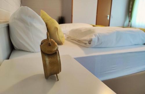 Hundsbach House | Room in Guest room - Pension Forelle - double room no01