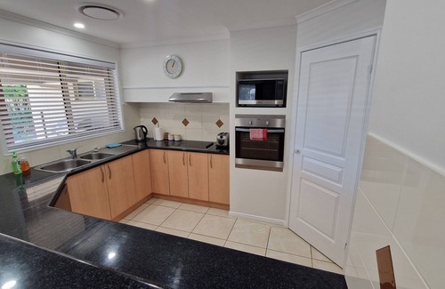 Urraween House | Room in shared house 3
