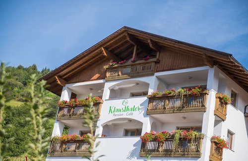 Meltina Apartment | Room 'Klausthaler Zimmer 22' with Mountain View, Shared Terrace and Wi-Fi