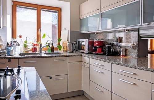 Sluderno Apartment | Room 'Mairhof Chavalatsch Lounge - Zi 3' with Mountain View, Terrace and Shared Garden
