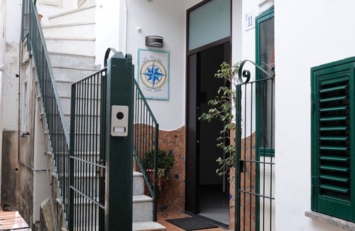 Cetara Apartment | Room 'Monolocale Scirocco Sea View' with Sea View, Wi-Fi and Air Conditioning