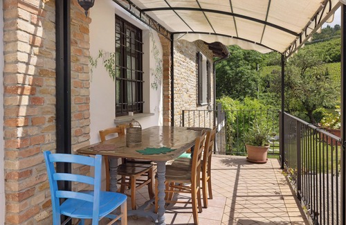 Mango Apartment | Room 'Moscato' with Shared Terrace, Shared Garden and Wi-Fi
