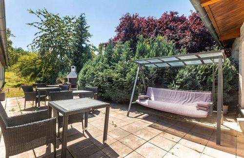 Niedenstein House | Room 'Ocean' with Shared Terrace, Garden and Wi-Fi