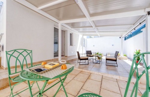 Cavallino Apartment | Room 'San Giorgio Rooms 1' with Shared Terrace, Wi-Fi and Air Conditioning