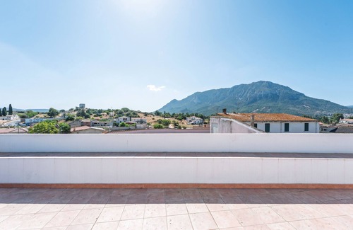 Loculi Apartment | Room 'T-S' with Mountain View, Shared Pool and Terrace