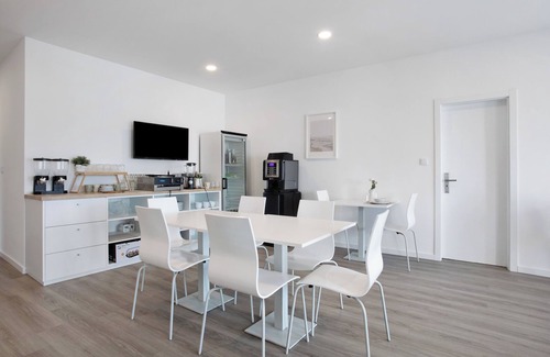 Ribamar Apartment | Room 'Twin 9' with Balcony and Wi-Fi