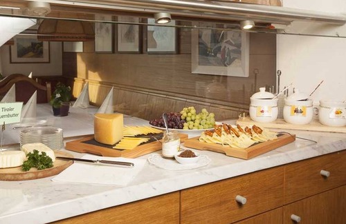Schoenberg im Stubaital Hotel | Room - Type BF - Hotel Handl ***