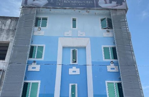 Batu Pahat Hotel | Room V @ Jalan Megat