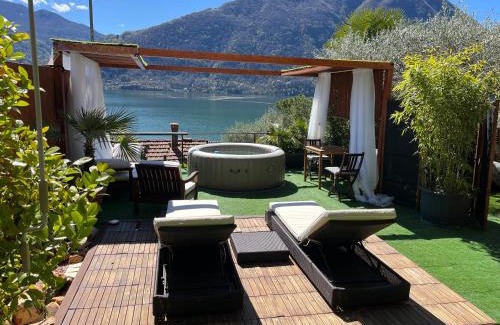 Cressogno House | Room with a View
