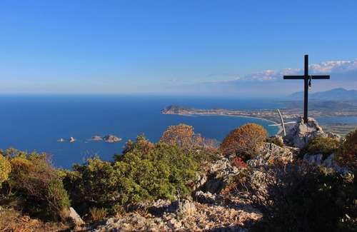 Tancau Sul Mare House | Room with independent entrance and bathroom, external kitchenette at 300 m from the sea