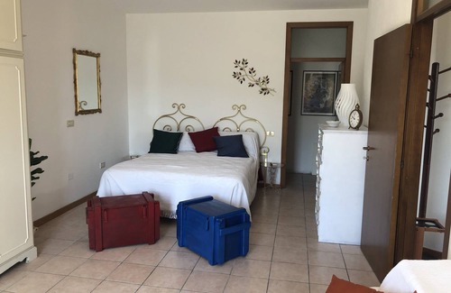 Urbino Bed & Breakfast | Room with pool in the countryside 5 minutes from the city
