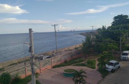 Talisay Bed & Breakfast | room with sea view