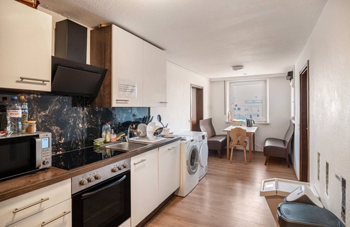 Berg Apartment | Room 'Zimmer 12' with Wi-Fi