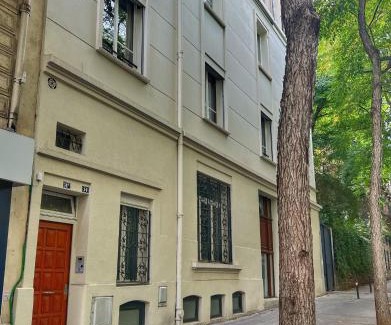 19th Arrondissement House | Rooms Buttes Chaumont Chambres Buttes Chaumont