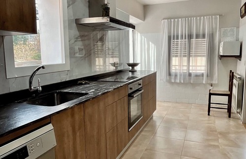Fitero Apartment | Rooms in a cozy house with garden over 200 years old.