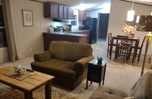 Marshall House | Roomy 3/2 in Peaceful Setting, Huge Deck