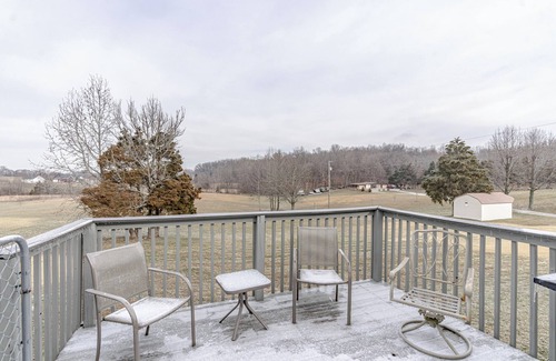 Elizabethtown House | Roomy 4BR in the Heart of the Bluegrass