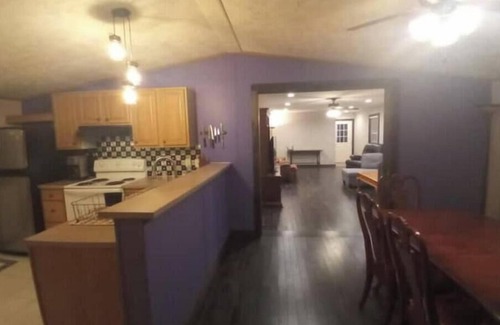 Canvas House | Roomy House on 2 private acres above the cliffs at Summersville Lakenn