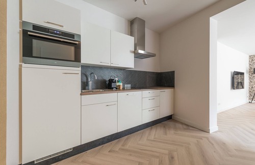 Centrum Apartment | Roosendaal Leon Room 1 · Leon | Spacious apartment with garden | Room 1