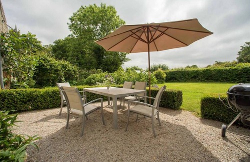 Monfreville House | ROSE COTTAGE - Château de Monfréville