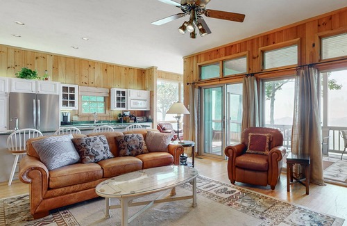 Lake Nantahala Cottage | Rose Cottage - Incredible Views from this 2/2 in Sapphire NC