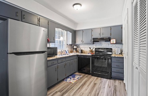 Knightdale House | Rose Garden - Delightful Private and Peaceful Home