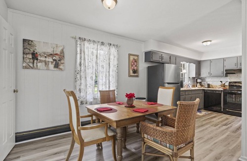 Knightdale House | Rose Garden - Delightful Private and Peaceful Home