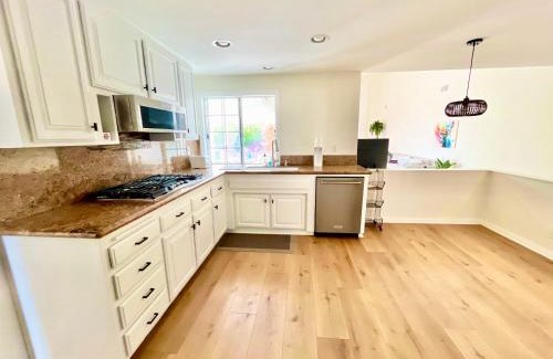 Thousand Oaks House | Rose Garden Home, Entire 4bdr 2bth House with Offices, Thousand Oaks