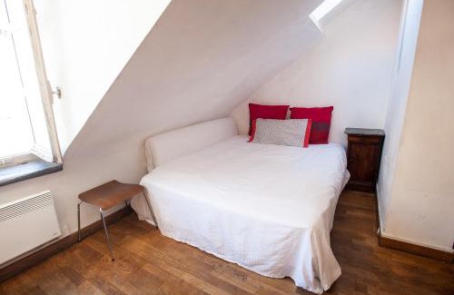 6th Arrondissement Apartment | Rose St Germain des Prés