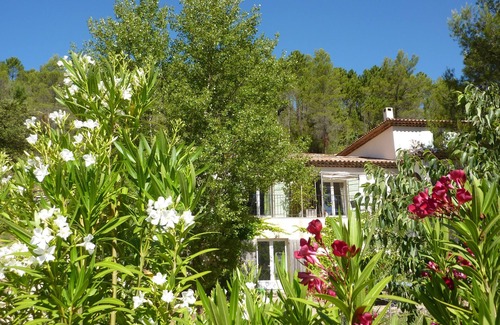Correns House | ROSEMARY with SWIMMING POOL - 1st organic village gite - jas de roucas