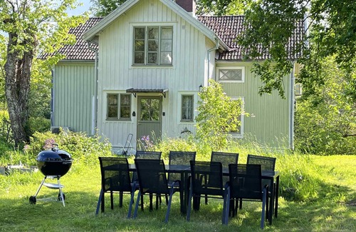 Bodafors House | Rosendala by House Viola, sleeps 7