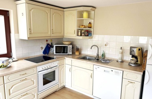 Stadt Wehlen Apartment | Rosengarten Gerlinde - Ferienwohnung Rosengarten, 1 Schlafraum
