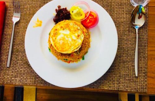 Kotadeniyawa Hotel | Roshara Nalla