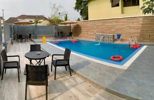 Uyo Hotel | Rosmohr Vintage Hotel & Suites