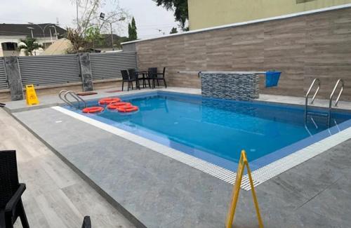 Uyo Hotel | Rosmohr Vintage Hotel & Suites