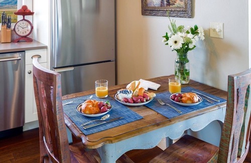 Belgrade Cabin | Ross Creek Cabin #2 Spectacular Mountain Views
