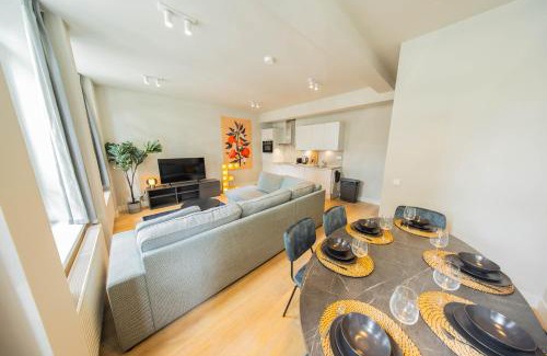 Stadsdriehoek Apartment | Rotterdam Oasis 3 BDR apartment JUF