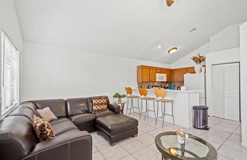 Summerlin House | Roulette Retreat | Central | 8 Mi to Strip