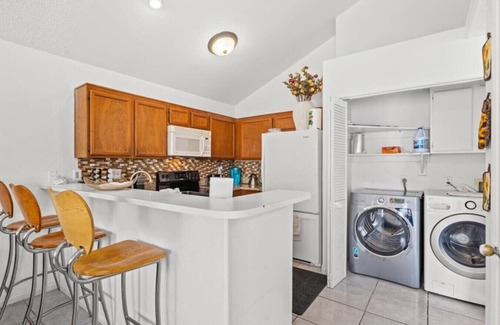 Summerlin House | Roulette Retreat | Central | 8 Mi to Strip