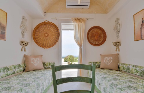 Ostuni Villa | Roundhouse (Trullo) with pool and sea view - Trullo Albamarina