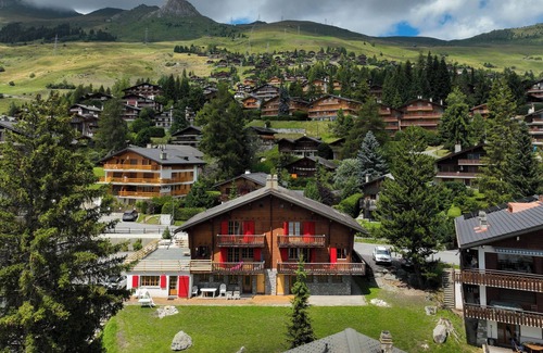 Verbier Apartment | Rousserolles rez gauche by Interhome
