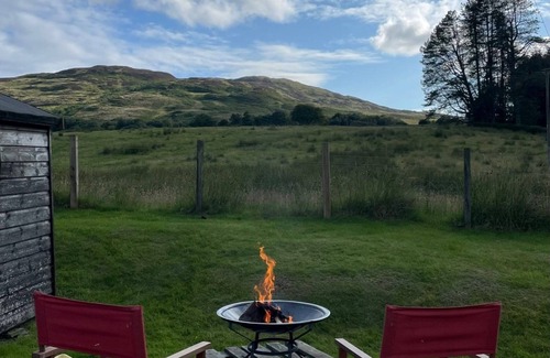 Castle Douglas Cottage | Rowantree Cottage - a cottage that sleeps 7 guests in 3 bedrooms